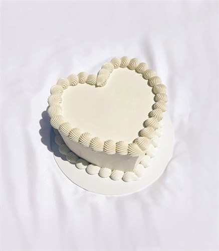 Beam Bakes White Heart Motto Cake 8-10 Persons