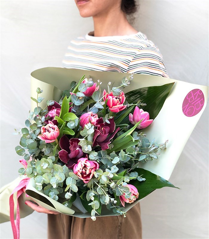 Aisha Okaliptüs Pembe Lale Buketi