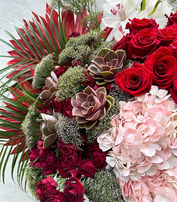 Davina Grand Deluxe Kırmızı Gül Pembe Ortanca Orkide Aranjmanı