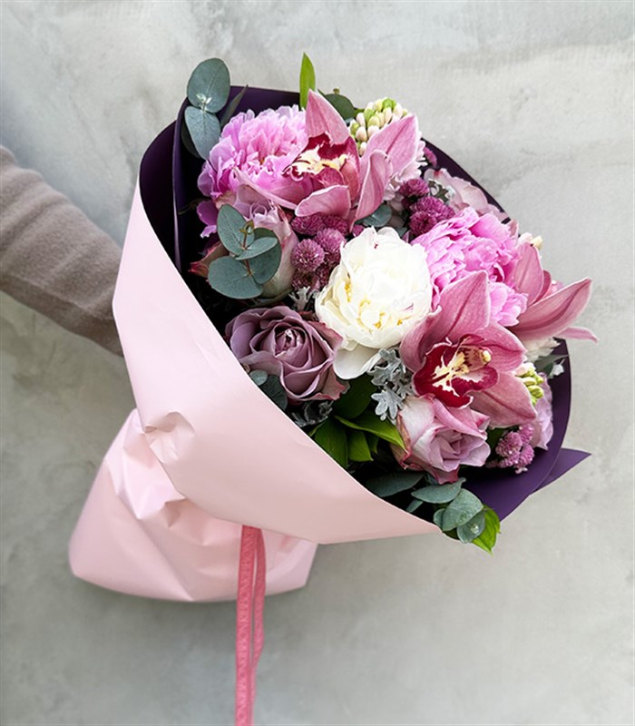 Emilia Lila Gül Sümbül Beyaz Pembe Şakayık Buketi