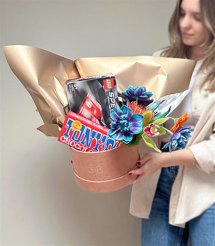 Speed of Love Galaksi Laleli LEGO Speed Champions 1970 Ferrari Hediye Kutusu