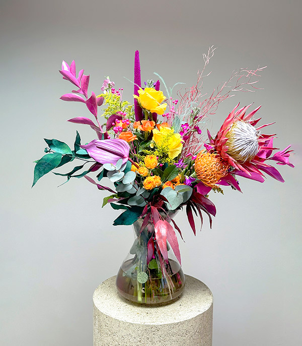 Firecracker Protealı Rengarenk Çiçekler Aranjmanı