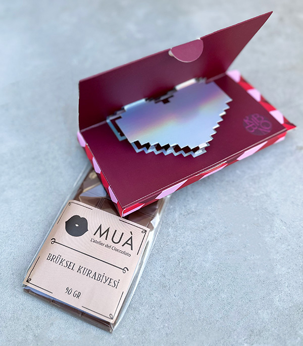 Hologram Kalpli Kutuda Muà El Yapımı Tablet Çikolata