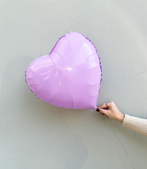 Mat Lila Uçan Kalp Balon 45 cm
