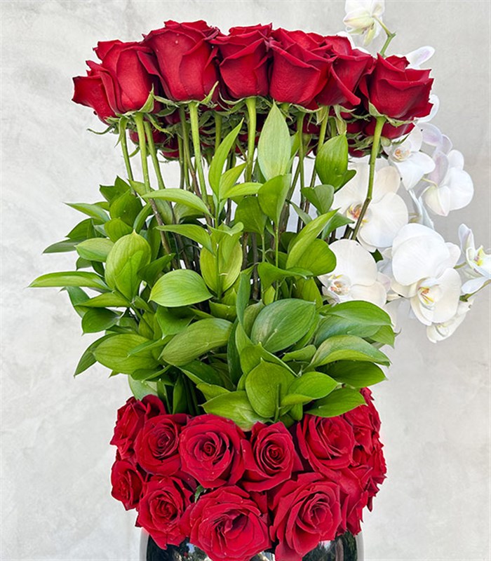 Naomi Grand Deluxe Panoramic Red Roses Valentines Day Arrangement