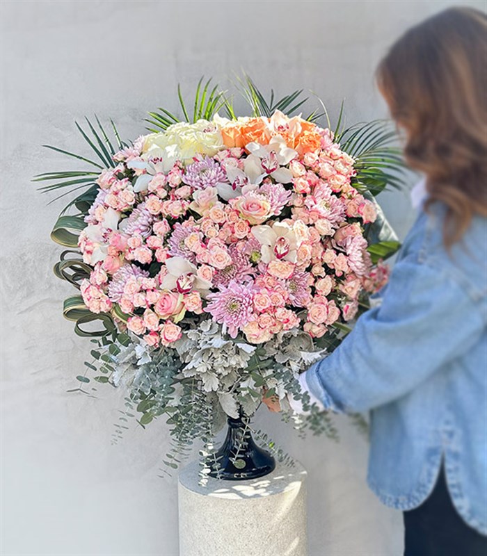 Royal Deluxe Beyaz Somon Gül Vazo Aranjman