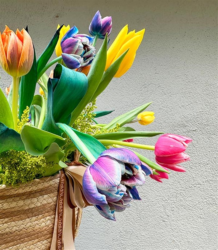 Sepette 60Lı Galaksi Lale Pembe Turuncu Sarı Laleler Aranjmanı