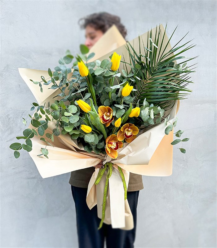 Alexia Okaliptüs Sarı Lale Buketi