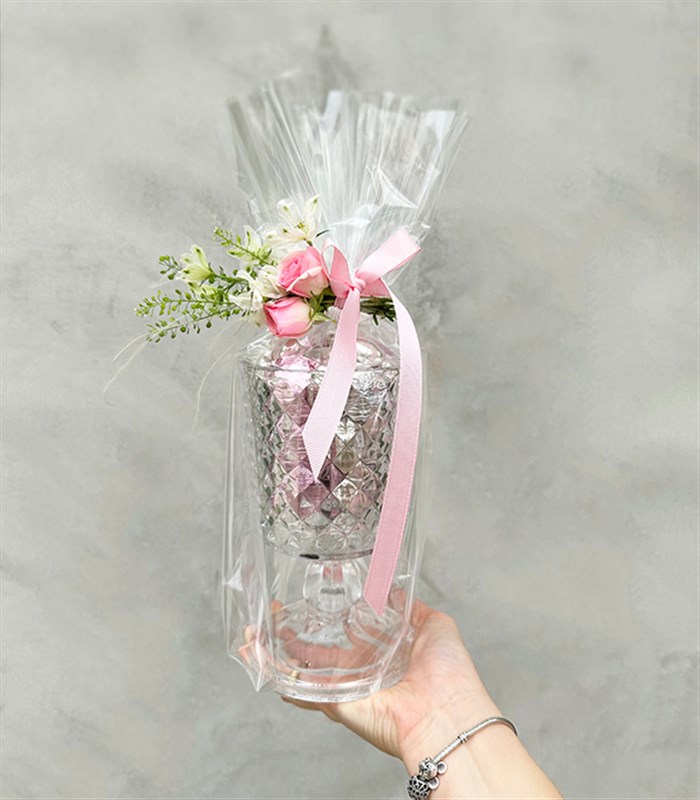 Kristal Kadeh Vazoda 16Lı Yıldız Pembe Silver Çikolata Badem Şekeri