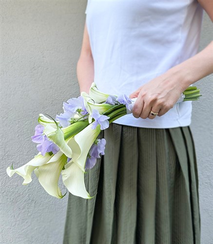 10 White Gala Lilac Spring Flowers Bridal Bouquet