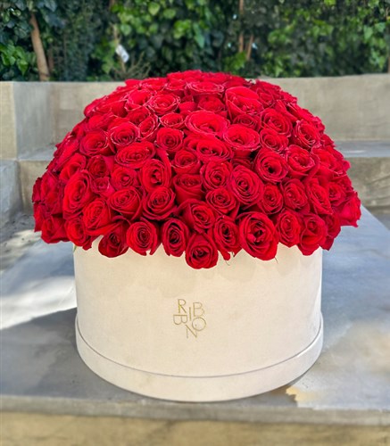 Kutuda 201 Kırmızı Gül Aranjmanı Royal Deluxe