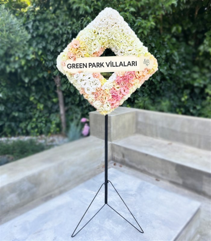 Deluxe Kare Ferforje Çelenk