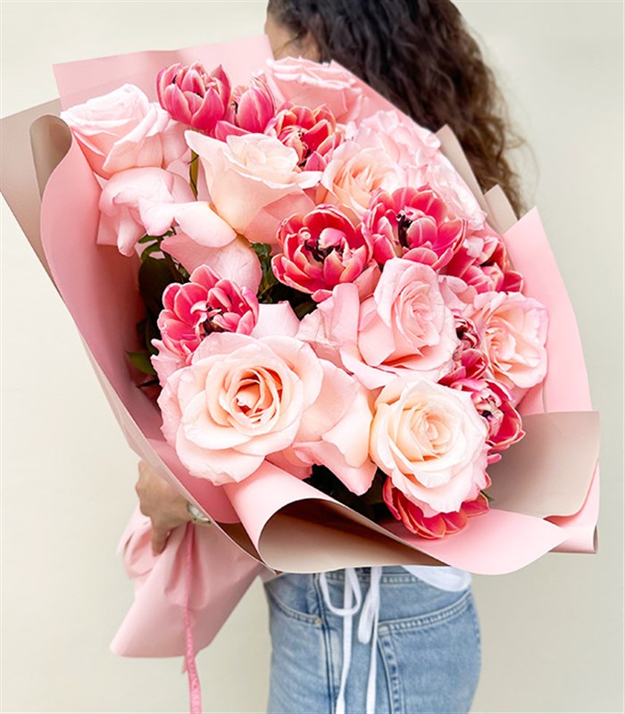 Quartz Deluxe Pembe Gül Lale Yaz Buketi