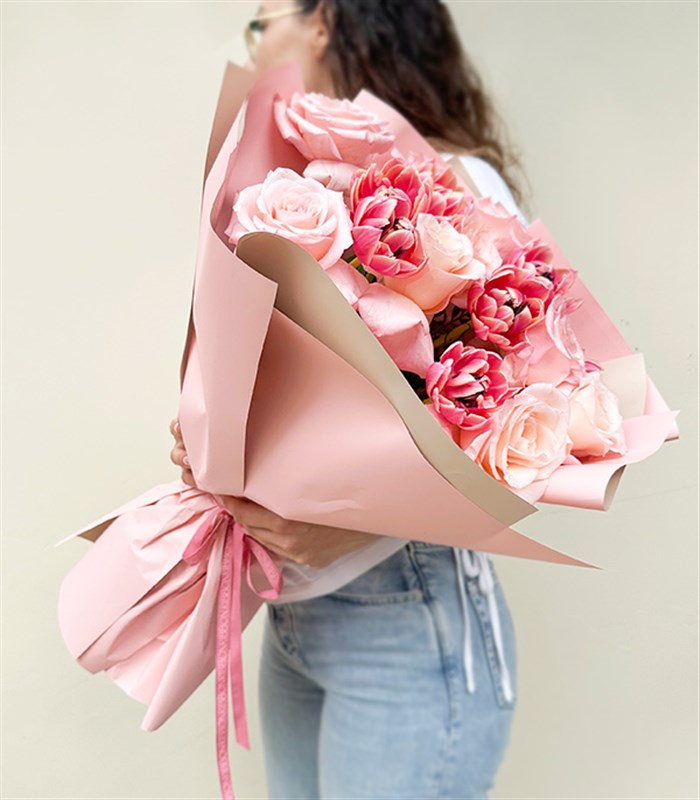 Quartz Deluxe Pembe Gül Lale Yaz Buketi