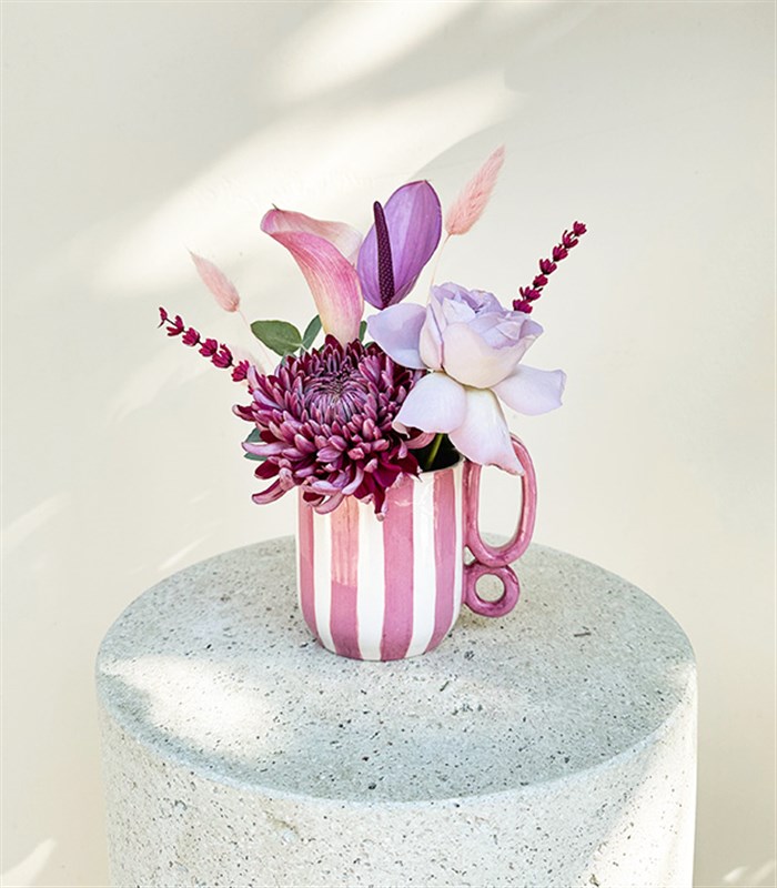 Flower Break Gül Kurusu El İşi Seramik Kupada Mini Aranjman