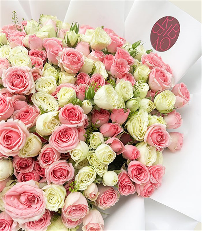 Royal Deluxe 101 Beyaz Pembe Çardak Gül Buketi