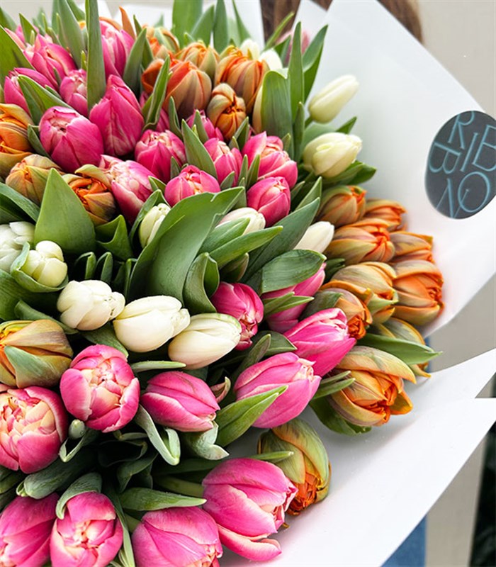 151 Pembe Turuncu Beyaz Lale Buketi Royal Deluxe