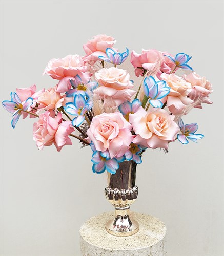 Butterfly Deluxe Silver Vazoda Unicorn Lale Pembe Gül Aranjmanı