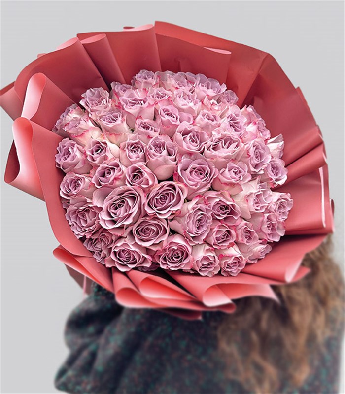 Dream Escape Grand Deluxe 51 Lila Gül Buketi