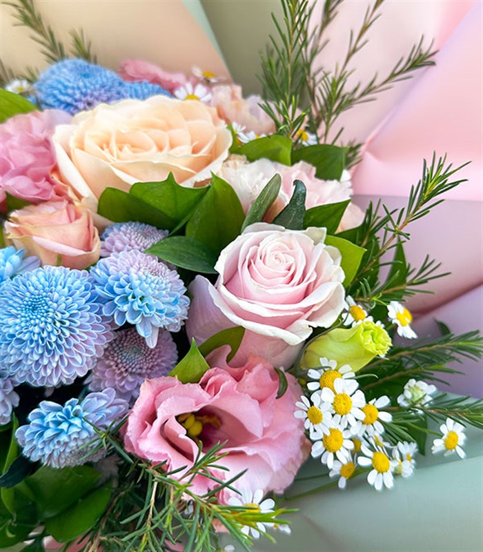 Luana Pembe Kayısı Gül Unicorn Krizantem Mini Buket