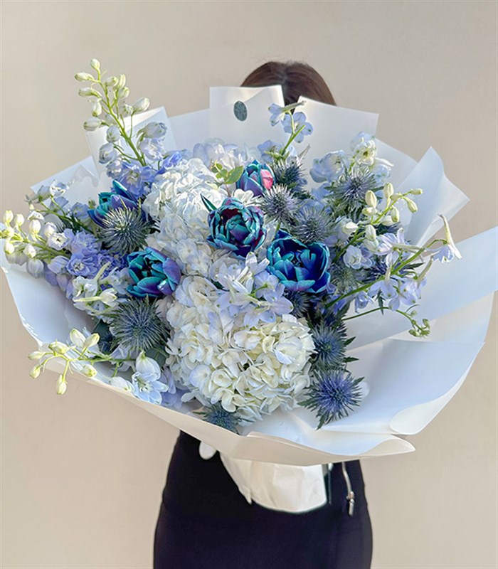 Cerulean Galaksi Lale Mavi Ortanca Delfinyum Buketi