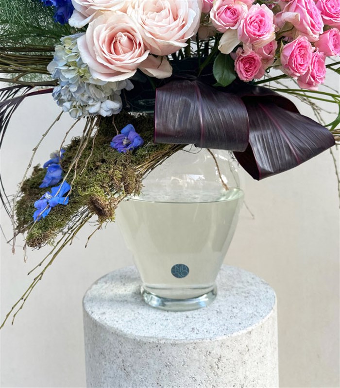 Elysium Deluxe Vazoda Delfinyum Pembe Mavi Ortanca Unicorn Krizantem Aranjmanı