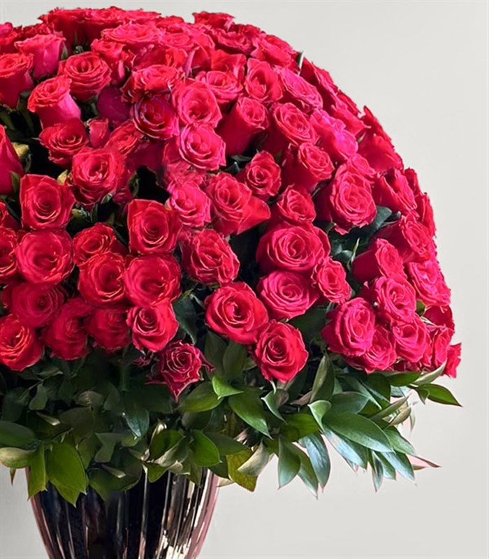 101 Red Roses Bouquet Royal Deluxe