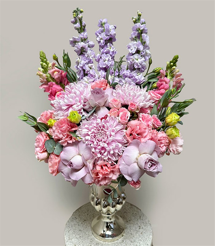 Ethereal Deluxe Silver Vazoda Lila Pembe Çiçek Aranjmanı