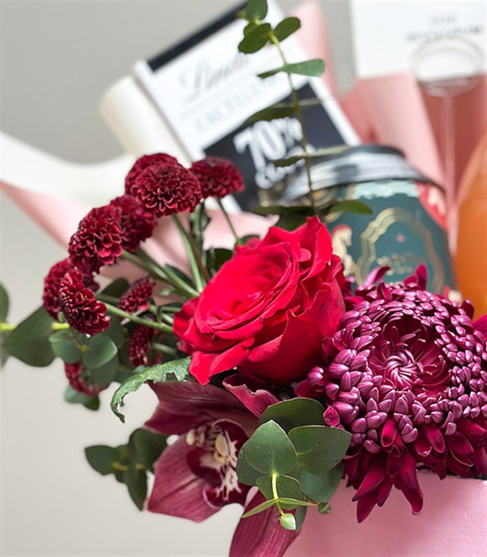 Alkolsüz Şampanyalı Pembe Hediye Kutusu Grand Deluxe