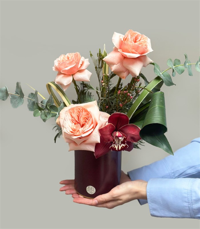 Bordo Mini Vazoda Somon Gül Orkide Aranjmanı