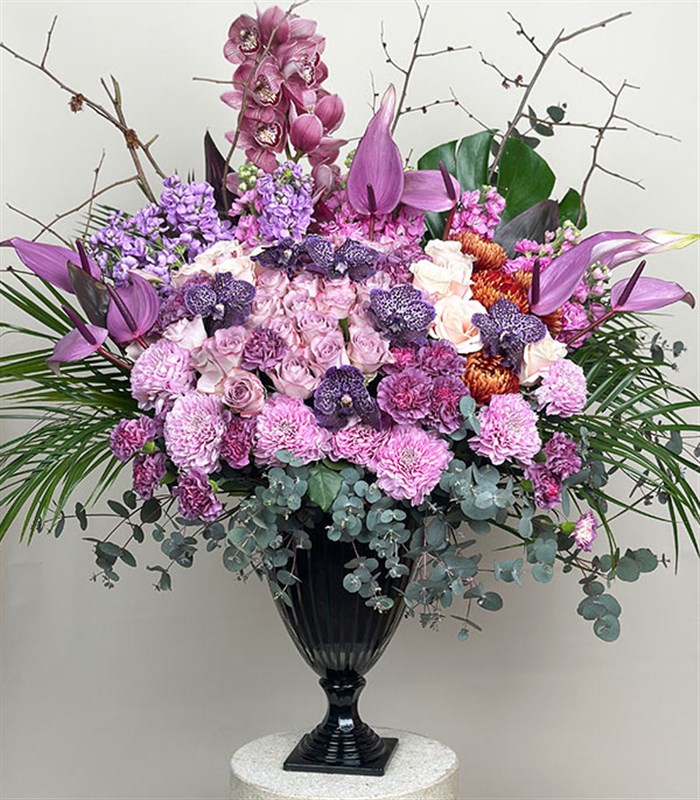 Sagittarius Lila Royal Deluxe Vazo Çiçek Aranjman
