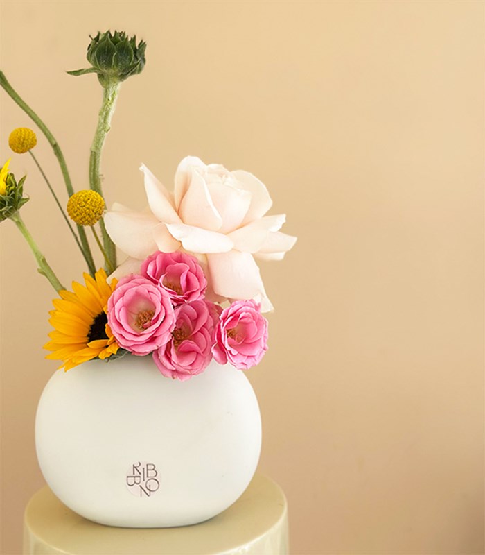 Sunspell Krem Mini Seramik Vazoda Ayçiçeği Pembe Gül Aranjmanı