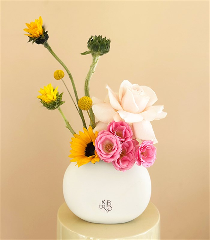 Sunspell Krem Mini Seramik Vazoda Ayçiçeği Pembe Gül Aranjmanı