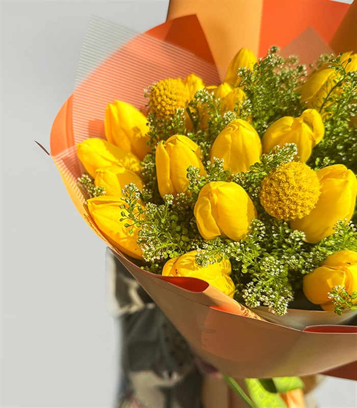 Giallo Deluxe 21 Sarı Lale Buketi