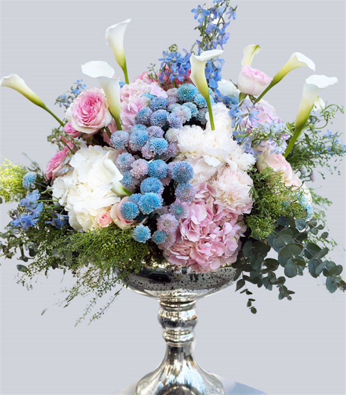 Celestial Panoramik Silver Ayaklı Vazoda Şakayıklı Royal Deluxe Aranjman