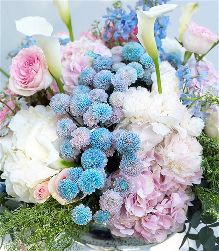 Celestial Panoramik Silver Ayaklı Vazoda Şakayıklı Royal Deluxe Aranjman