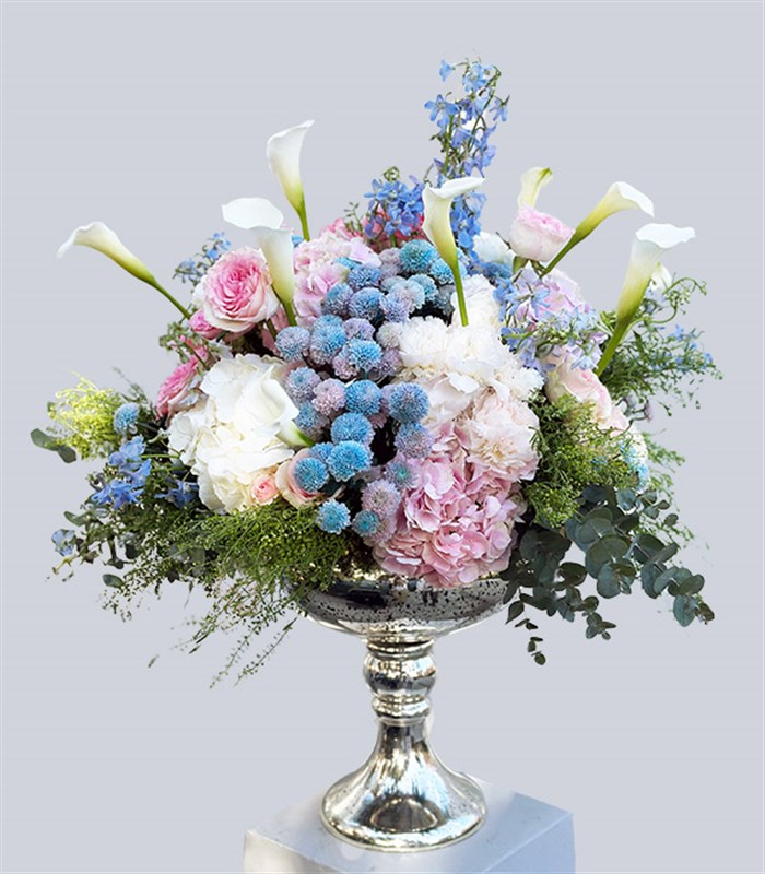 Celestial Panoramik Silver Ayaklı Vazoda Şakayıklı Royal Deluxe Aranjman