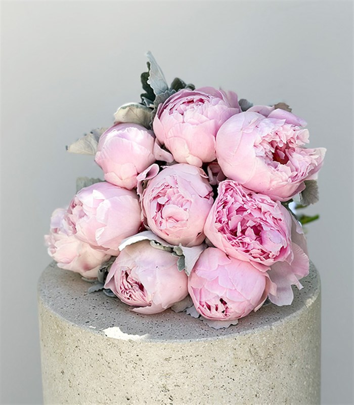 Toz Pembe 9 Şakayık Gelin Buketi