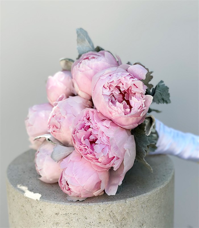 Toz Pembe 9 Şakayık Gelin Buketi