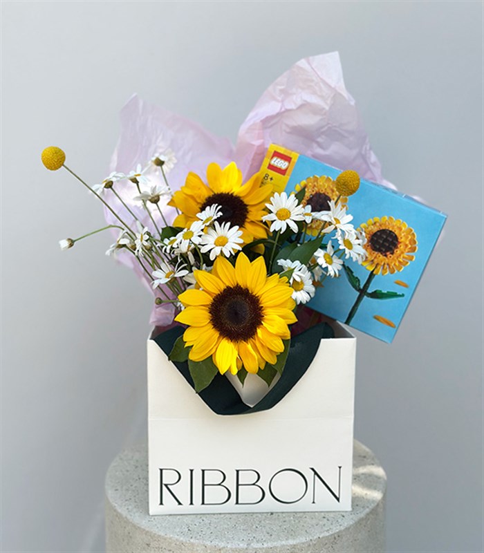 LEGO Sunflower Aqua Green Glass Vase Arrangement Gift Set