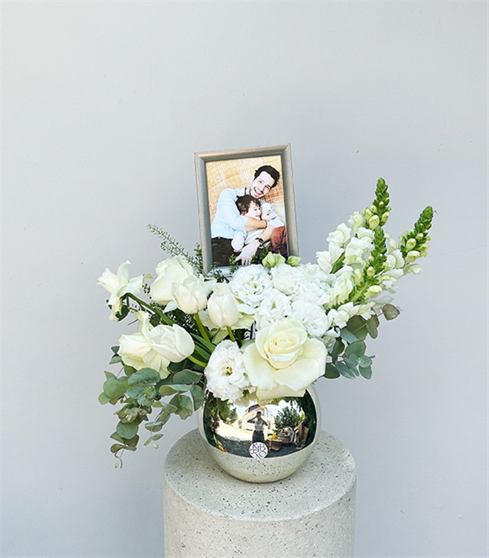 Kişiselleştirilebilir Fotoğraf Çerçeveli Silver Beyaz Aranjman