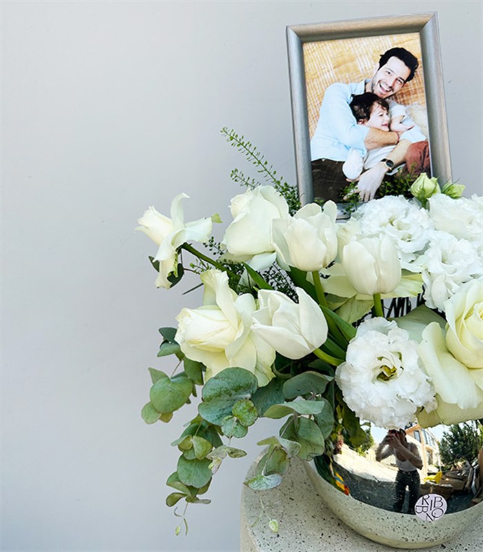 Kişiselleştirilebilir Fotoğraf Çerçeveli Silver Beyaz Aranjman