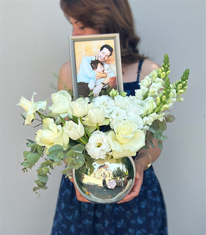 Kişiselleştirilebilir Fotoğraf Çerçeveli Silver Beyaz Aranjman