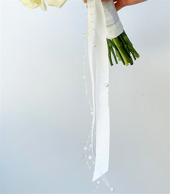 Blanche Beyaz Şakayık Gül Gala Orkide Gelin Buketi