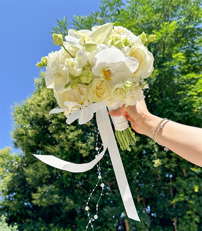 Blanche Beyaz Şakayık Gül Gala Orkide Gelin Buketi