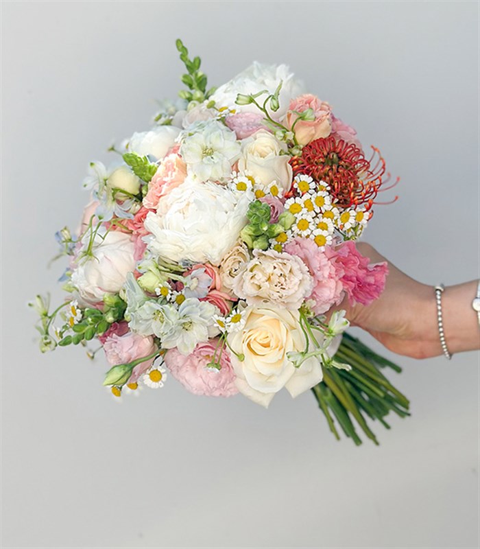 Aloura Lucas Şakayık Gül Lucas Gelin Buketi Damat Yaka Çiçeği Seti