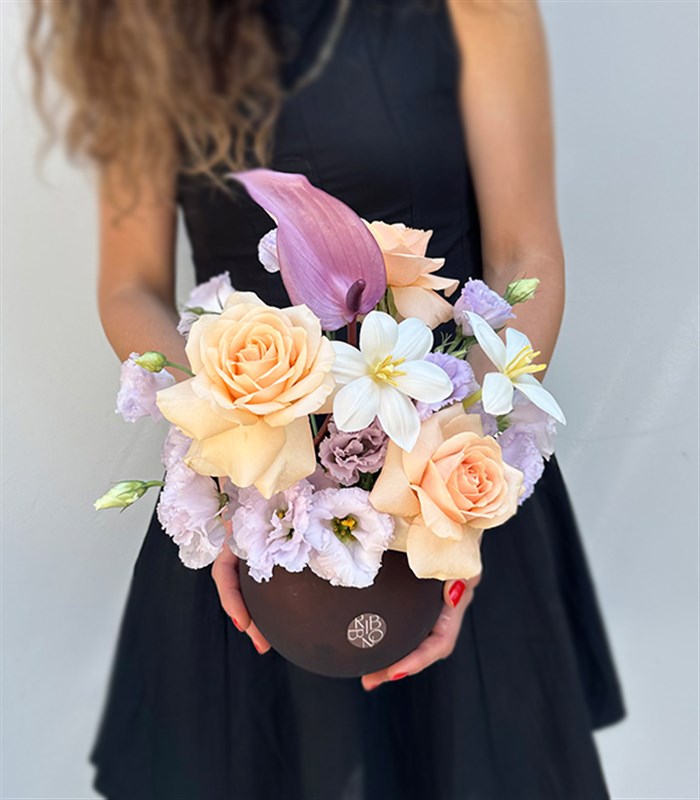 Mateo Mini Cam Vazoda Kayısı Gül Pastel Çiçekler