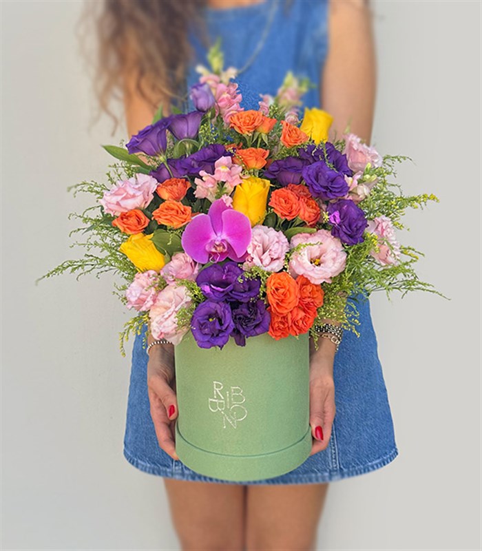 Palette Yeşil Kutuda Rengarenk Çiçekler