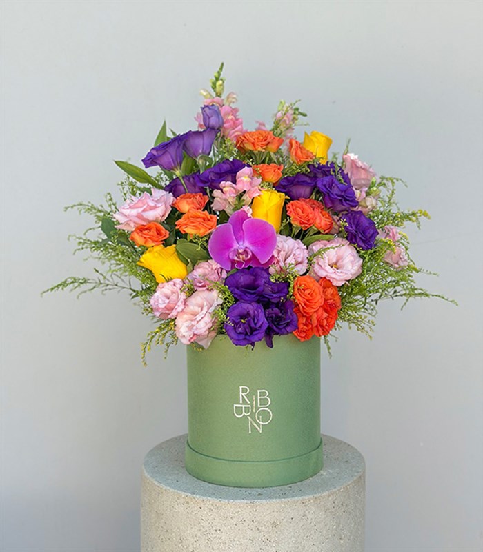 Palette Yeşil Kutuda Rengarenk Çiçekler