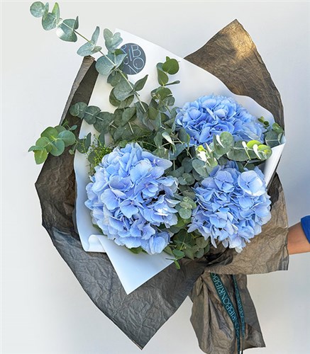 Maria Blue Hydrangea Bouquet